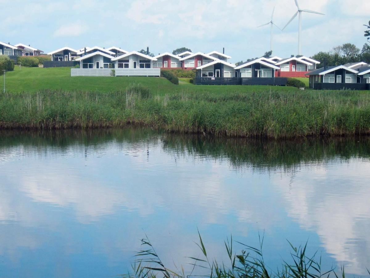 6 Person Holiday Home In Tranek R Fæbæk Exteriér fotografie